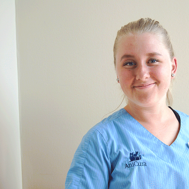Foto av Amanda, Djurvårdare Nivå2