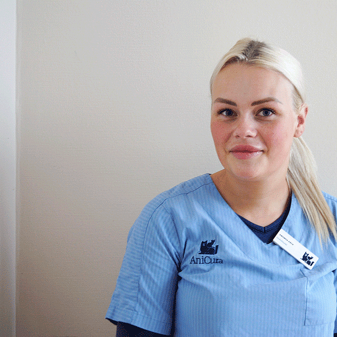 Foto av Amanda, Djurvårdare Nivå2