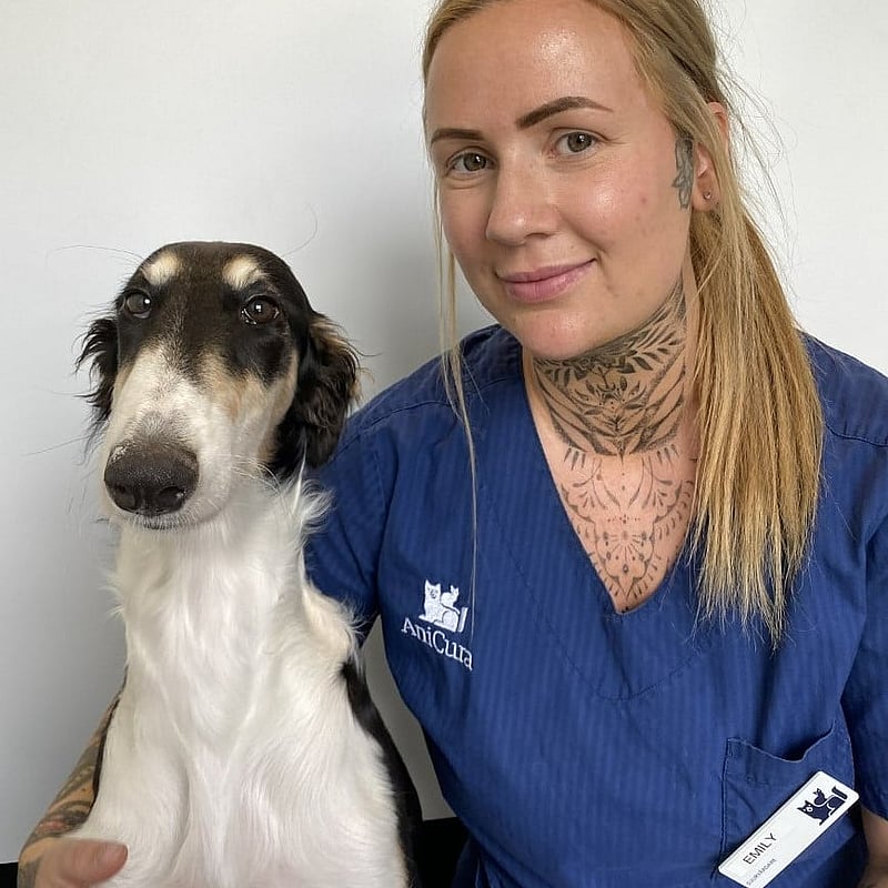 Foto av Emily, Djurvårdare Nivå Ii