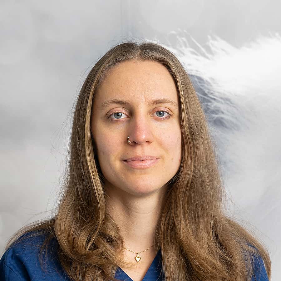 Sara F
