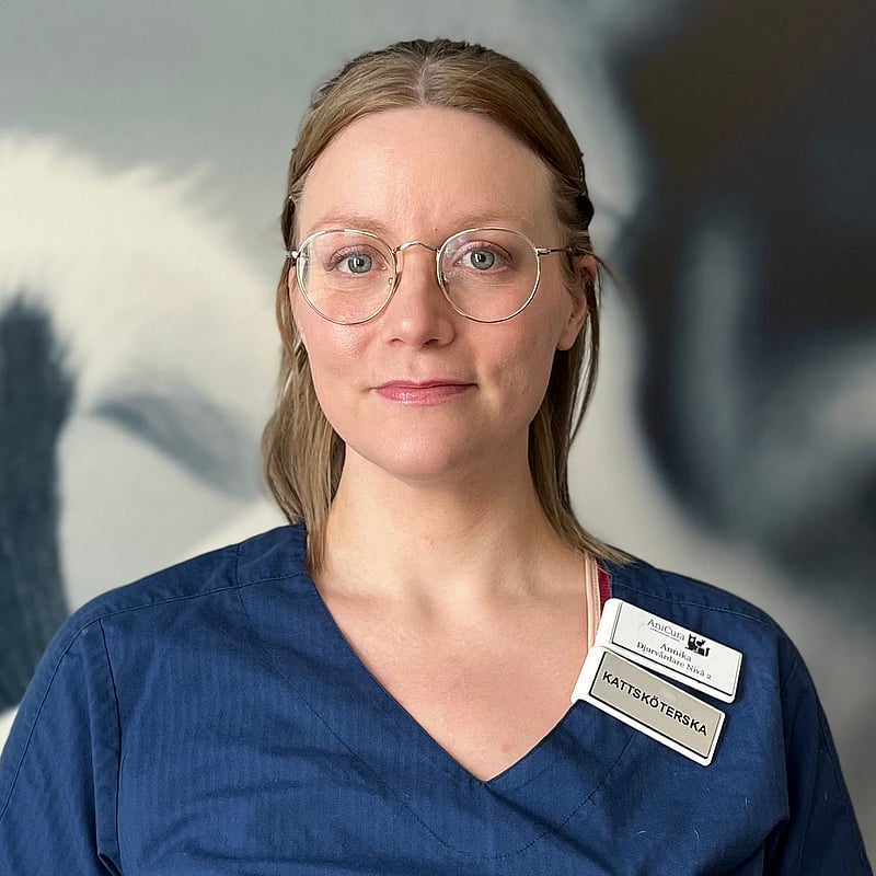 Foto av Annika, Djurvårdare