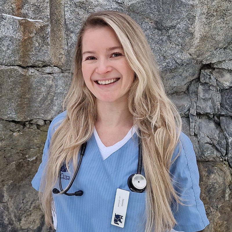 Foto av Daniella, Leg. Veterinär