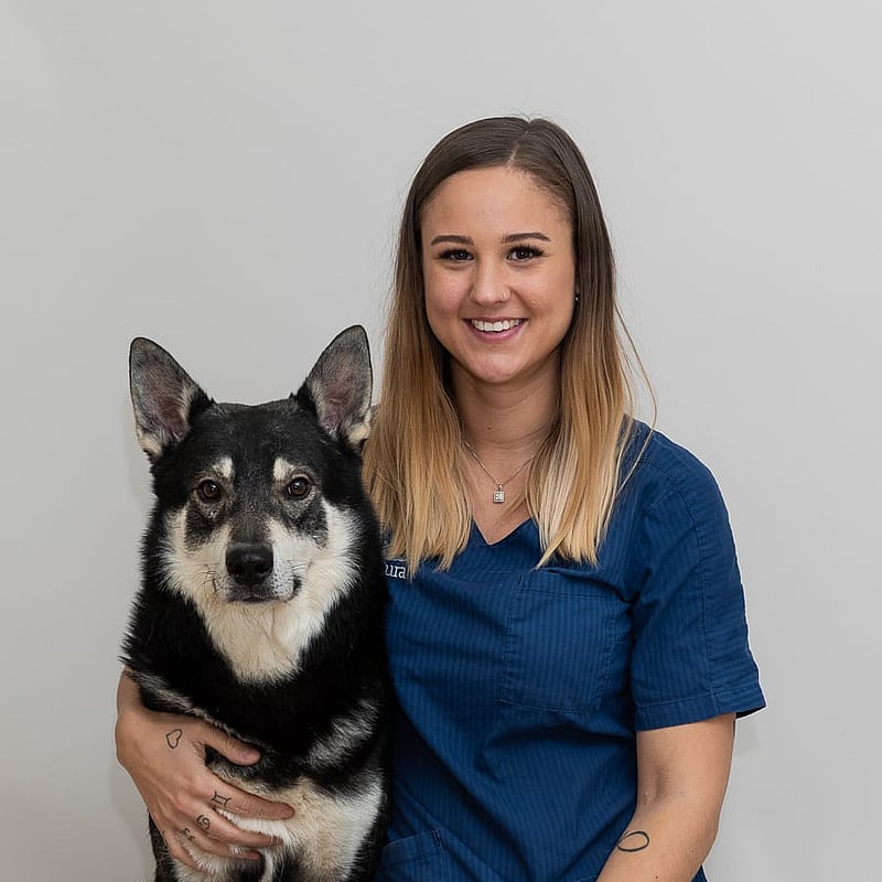 Foto av Hanna Fisher Fält, Djurvårdare